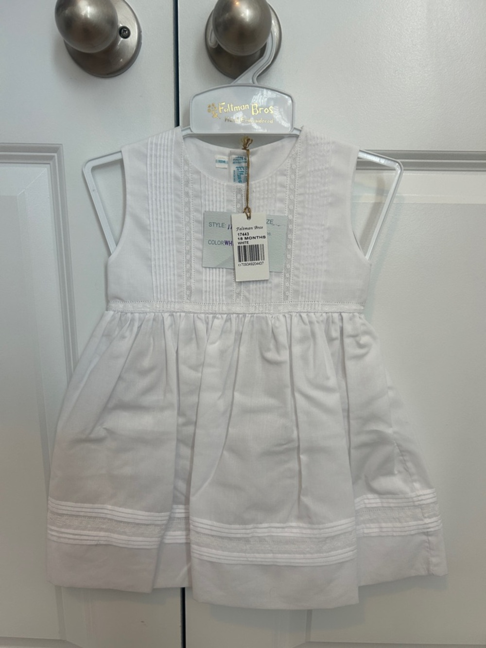 Feltman Bros White Sleeveless Baby Dress - 18 Months